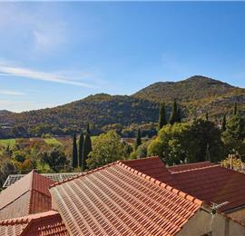 4 Bedroom Villa with pool and terrace near Dubrovnik, Sleeps 8